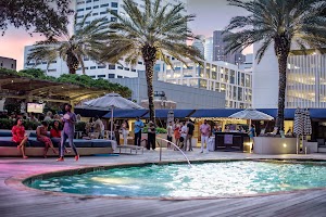 Four Seasons Hotel Houston place picture