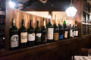 Lynn's Steakhouse place picture